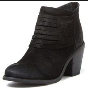 Seychelles Size 6 Suede Leather Zip Booties BLACK